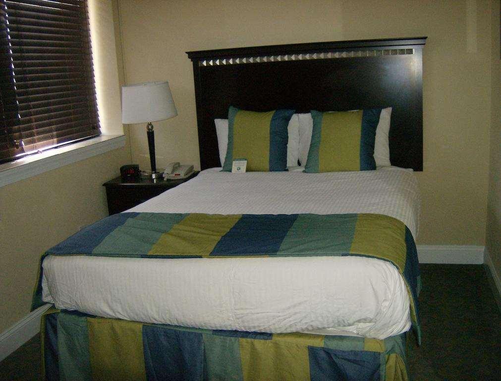 19 Atlantic Hotel Virginia Beach Rom bilde